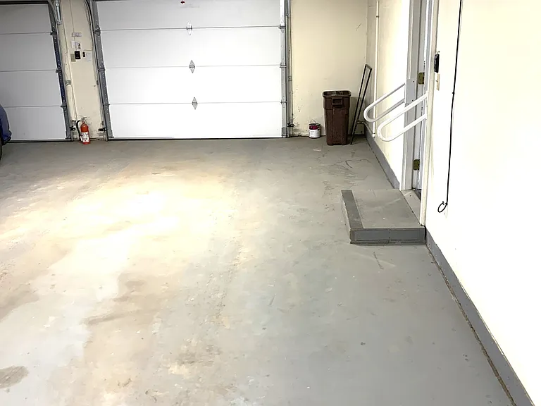 514 Maple St — Photo 12