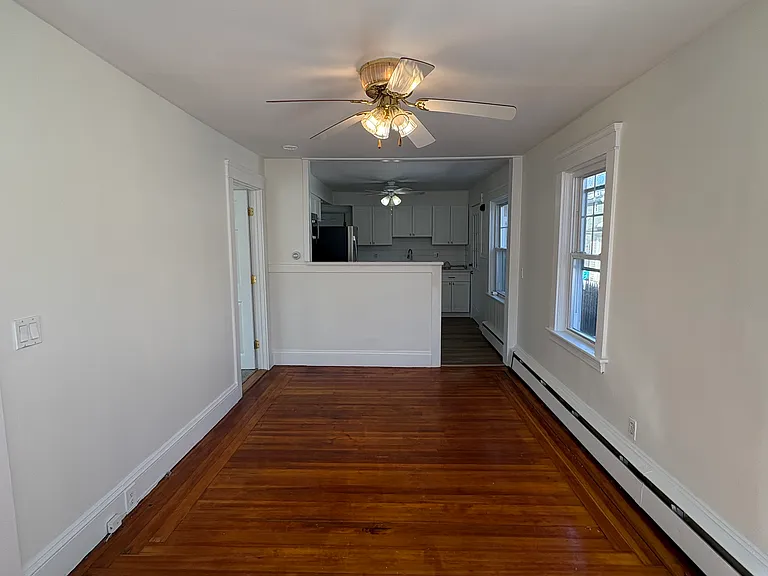39 Mawney Ave — Photo 4