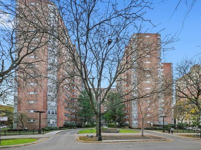 4950 N Marine Dr APT 1105, Chicago, IL, 60640