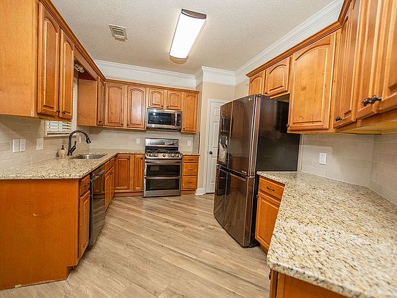 2nd image of 9033 Cotton Fields Cir
