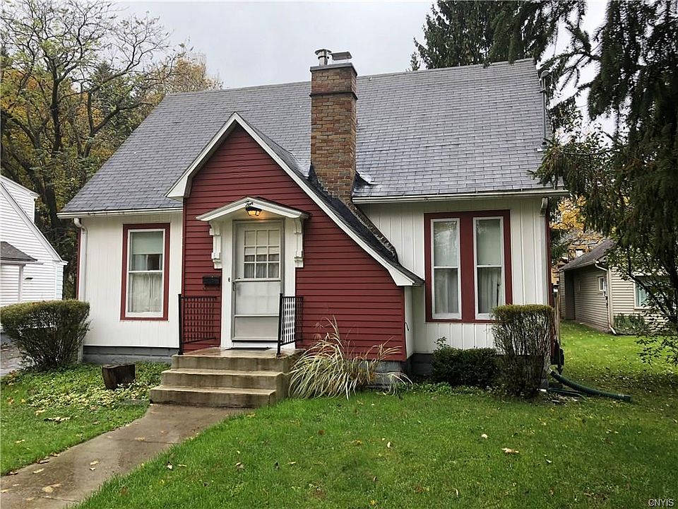 1st image of 10 Atkins Ave