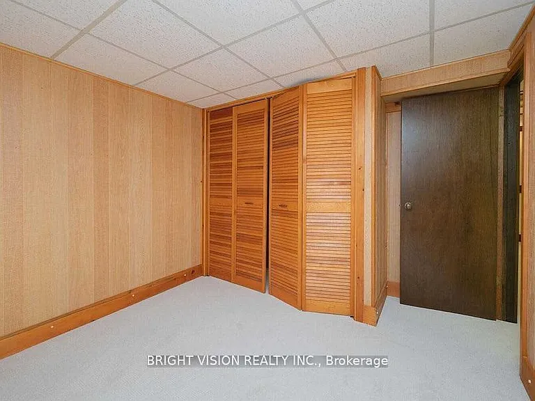 29 Stoney Creek Dr #BASEMENT — Photo 12
