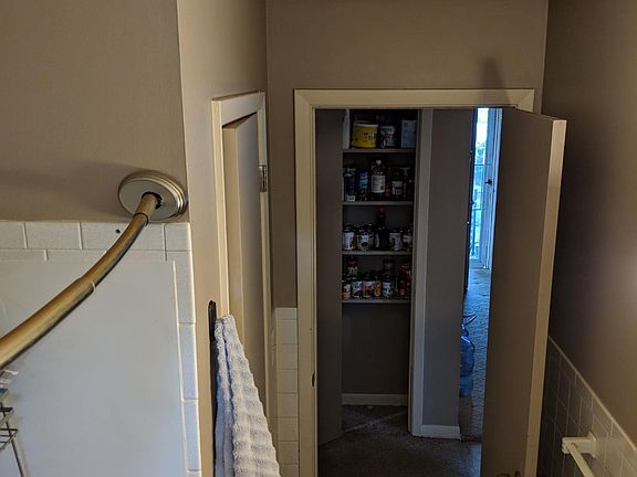 2nd image of 2022 36th St