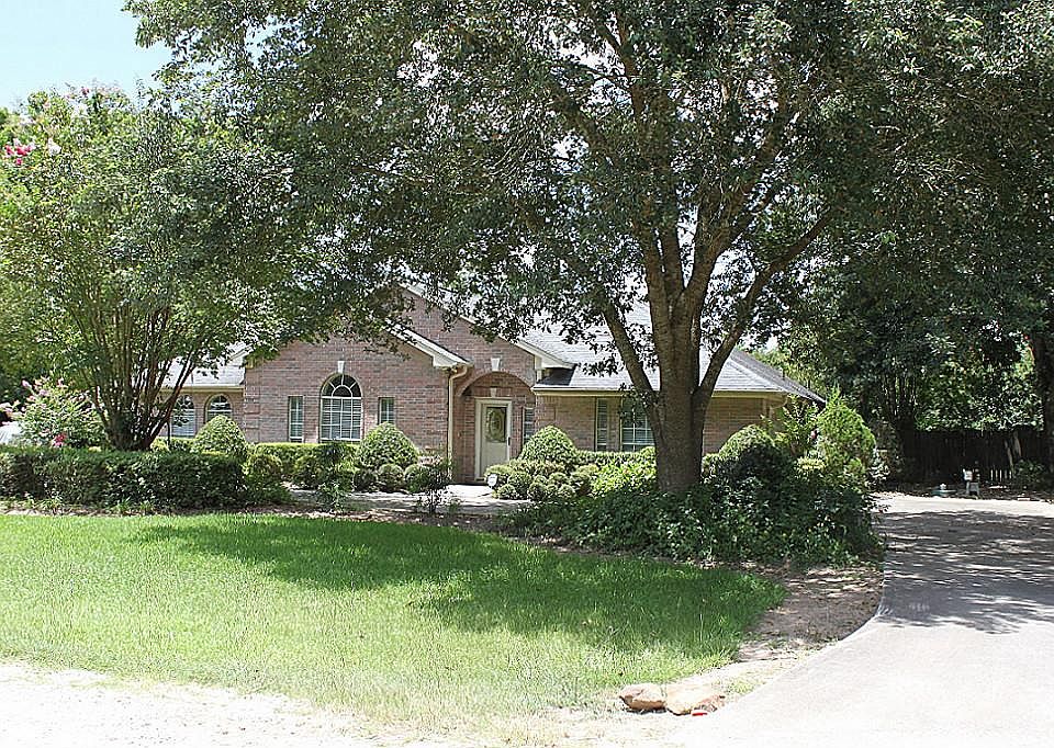 1st image of 19822 Sandy Hill Cir