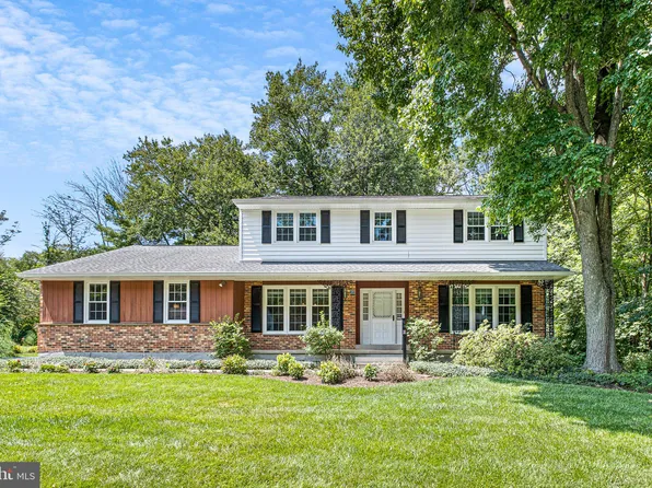 23 Stone Crop Rd, Wilmington, DE 19810