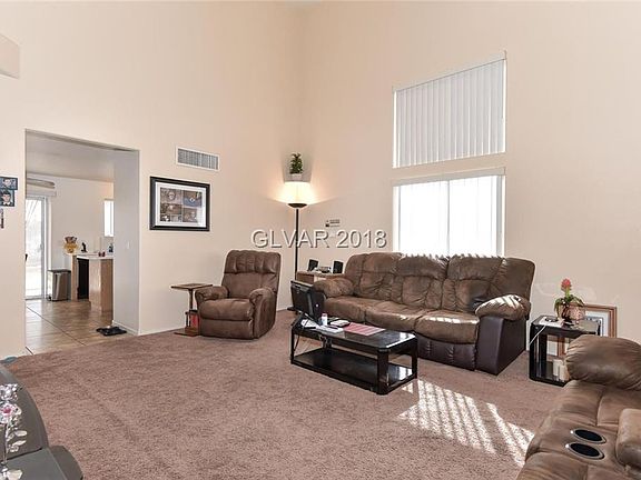 3rd image of 7421 Hickory Hills Dr