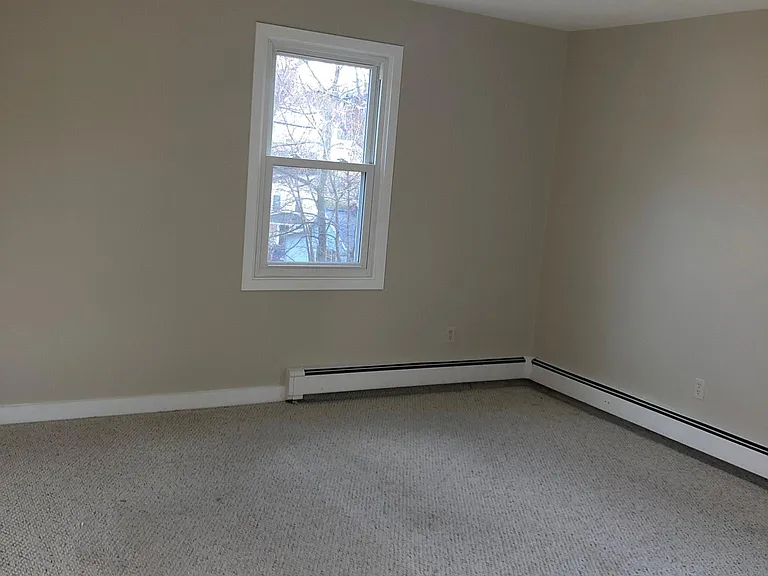 59 N Quinsigamond Ave — Photo 7
