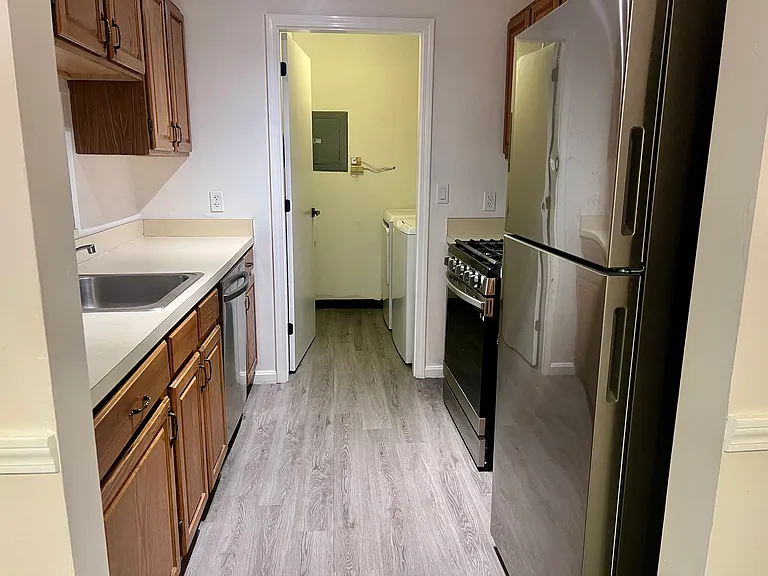 5 Bernards Rd #4 — Photo 5