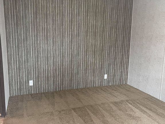 4th image of 825 1st Ave E #285