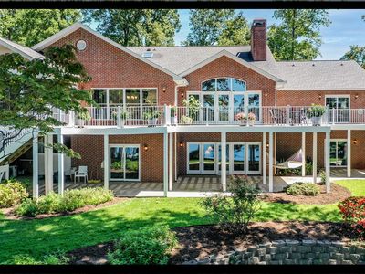 532 Beacon Shores Dr, Seneca, SC, 29672