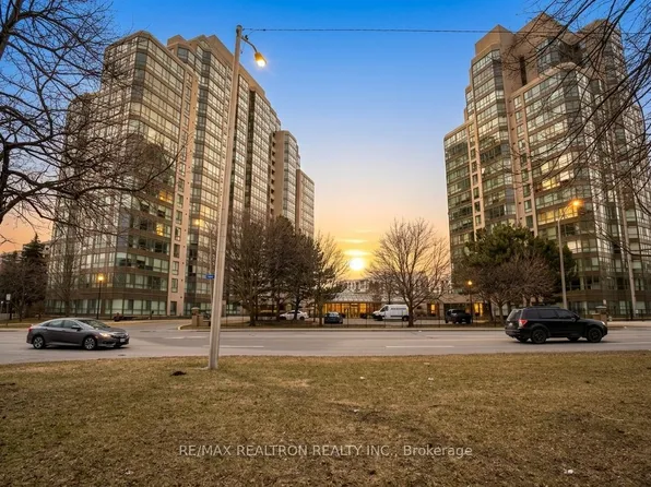 3233 Eglinton Ave E #1605, Toronto, ON M1J 3N6