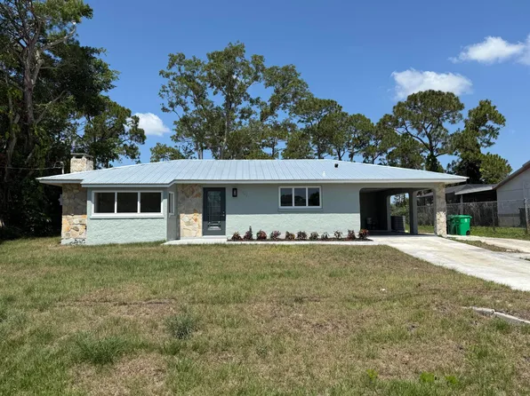 1962 SE Manth Lane, Port St Lucie, FL 34983