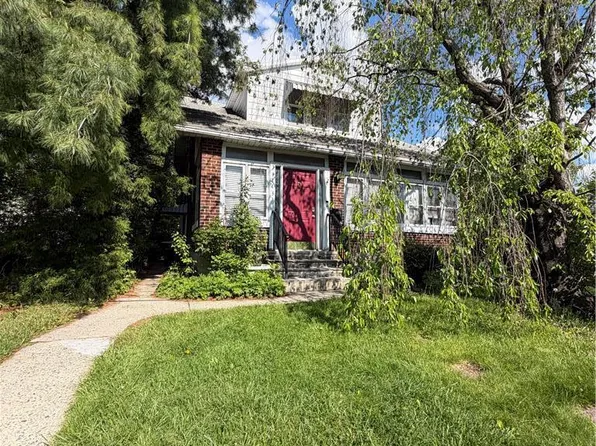 743 6th St, Whitehall, PA 18052