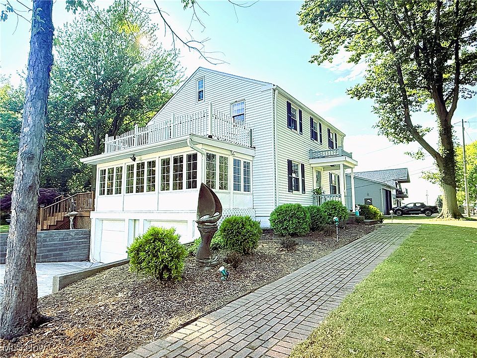 1st image of 48 Admiral Dr
