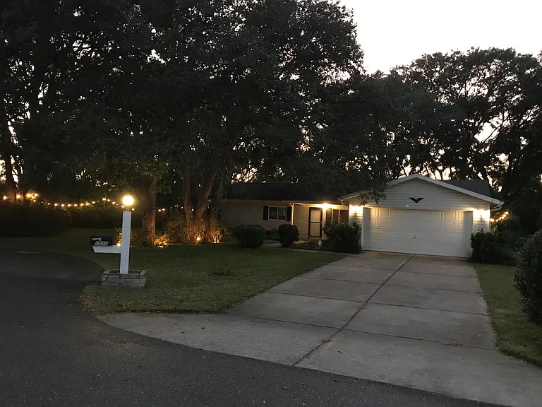 6516 SW 61st Ct — Photo 32