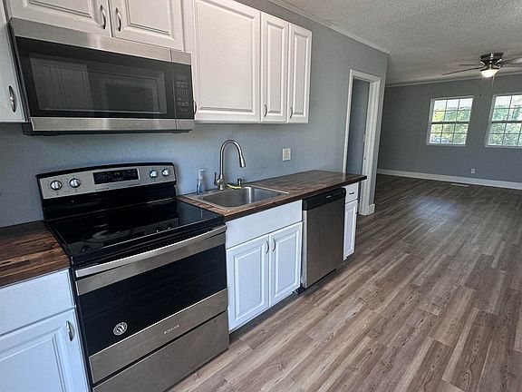 5th image of 2030 Harold Ct