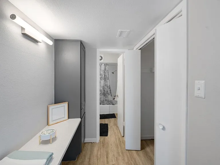 Arlo Apartments — Photo 8