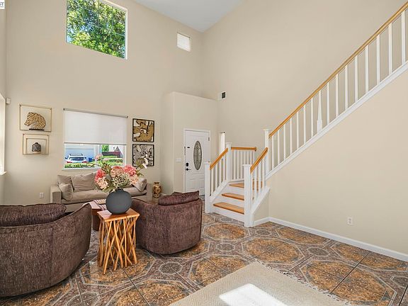 5th image of 687 Rockspray Cir
