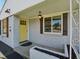 5530 Holland Drive, Arvada, CO 80002