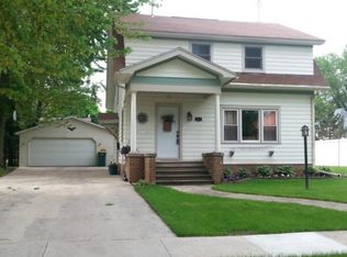 380 Ledgeview Ave, Fond Du Lac, WI 54935