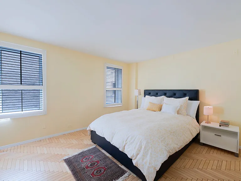 106 Central Park S #8A — Photo 11