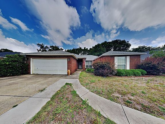 3rd image of 7956 Lola Cir