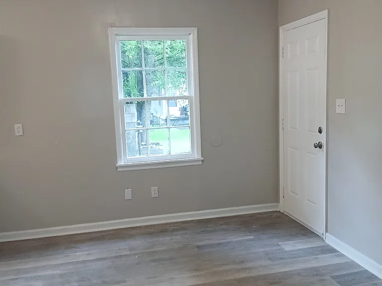 3320 Napier Ave — Photo 17