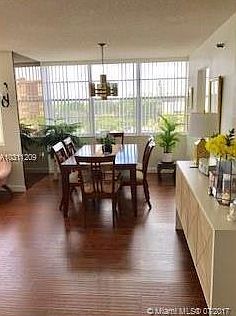 5th image of 1300 Saint Charles Pl APT 518