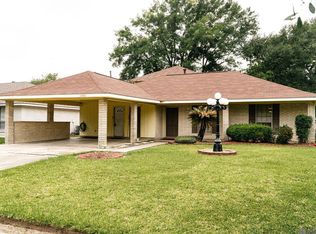 10481 Birchwood Dr, Baton Rouge, LA 70807