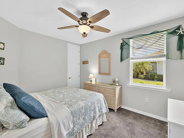 14582 Edgewater Cir — Photo 18