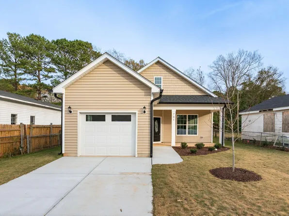 701 East St #A, Smithfield, NC 27577