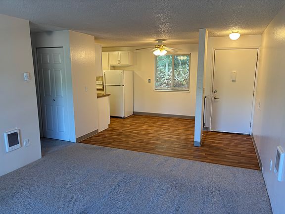 2nd image of 3516 SW Beaverton Hillsdale Hwy #3520