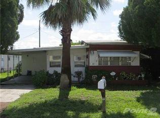 6300 Indiana St, Zephyrhills, FL 33542