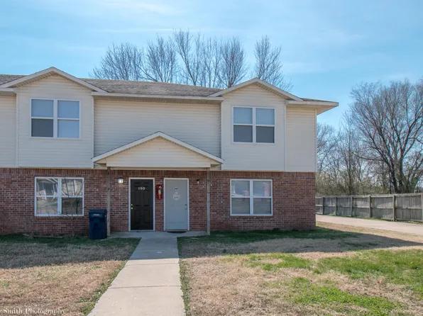 250 Meadow Ct #250, Siloam Springs, AR 72761