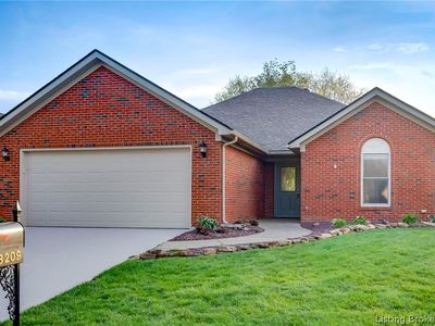 3209 Country Club Lane, Jeffersonville, IN, 47130