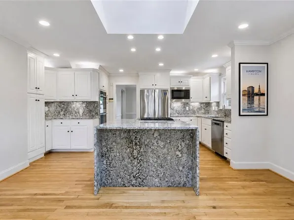 4031 Chesapeake Ave, Hampton, VA 23669