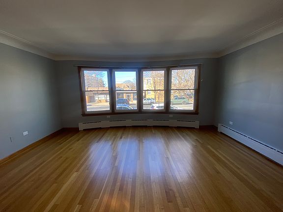 3rd image of 5841 W Higgins Ave APT 1