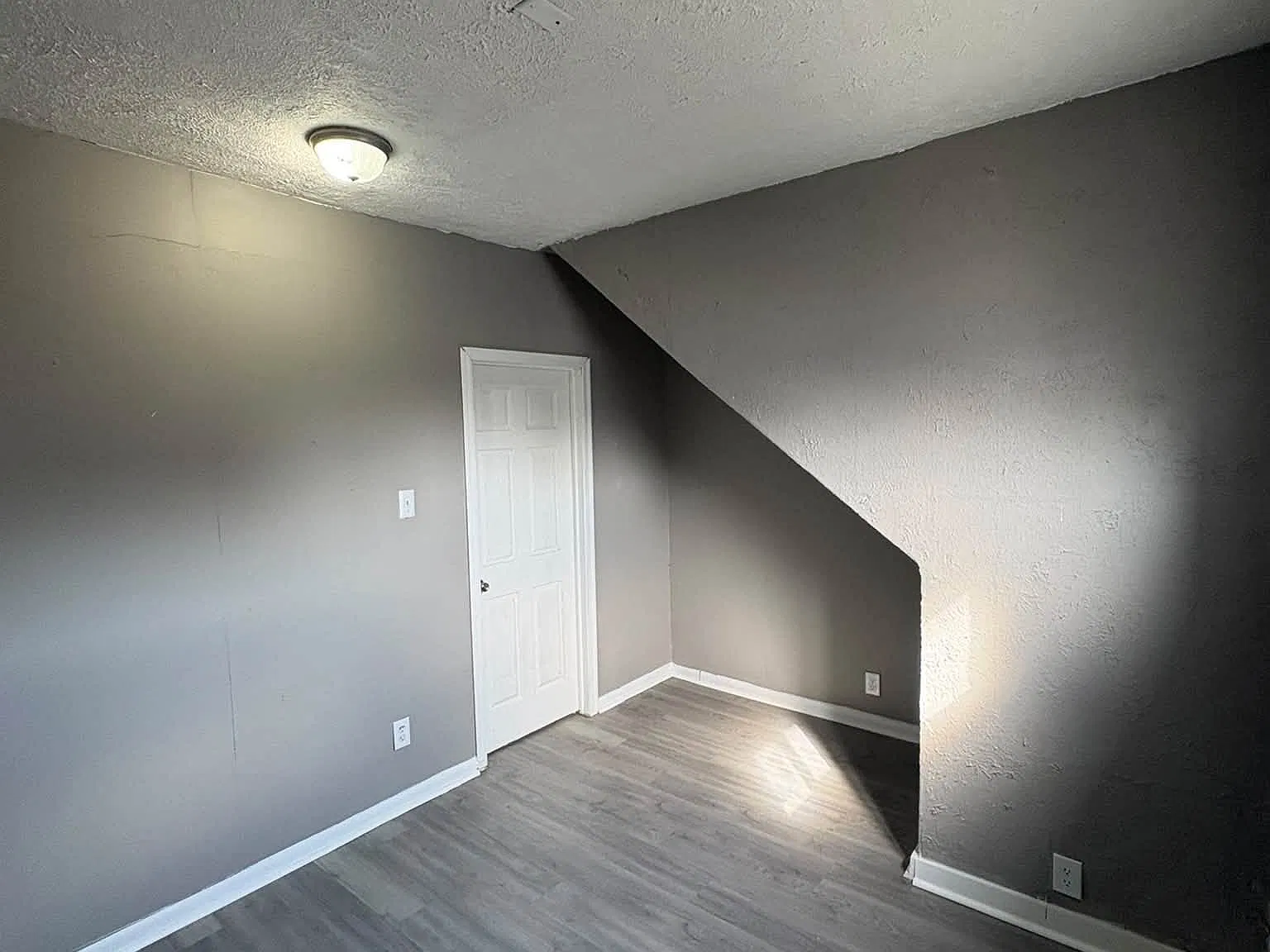 2 bed, 875 sqft, $1,095 — Photo 4