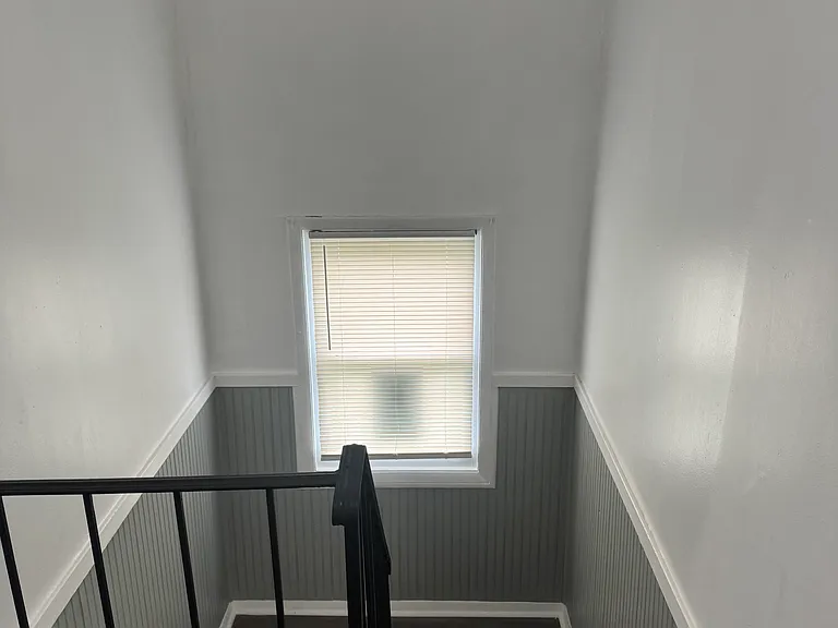 1702 Judy Way — Photo 9