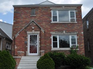 6549 S Komensky Ave, Chicago, IL 60629