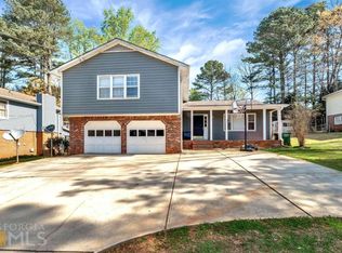 1219 Carriage Trl, Norcross, GA 30093