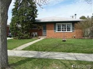 14510 Balfour Ave, Oak Park, MI 48237