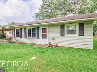 210 Crescent Dr, Warner Robins, GA