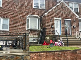 6245 Langdon St, Philadelphia, PA 19111