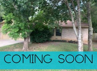 827 Tibbits Dr, San Antonio, TX 78245