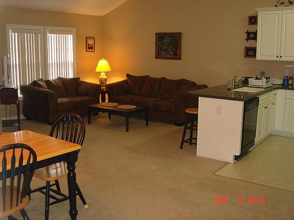 2nd image of 614 W Brown St Unit I