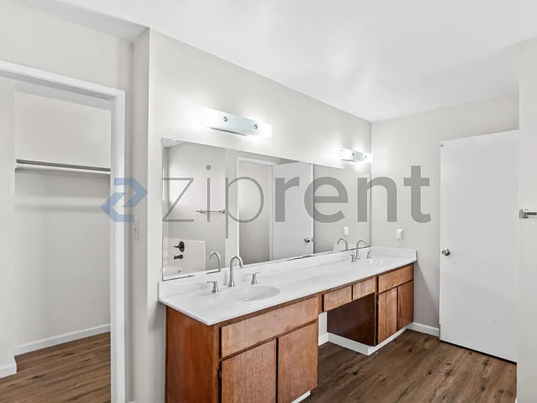 577 Manet Ter — Photo 28