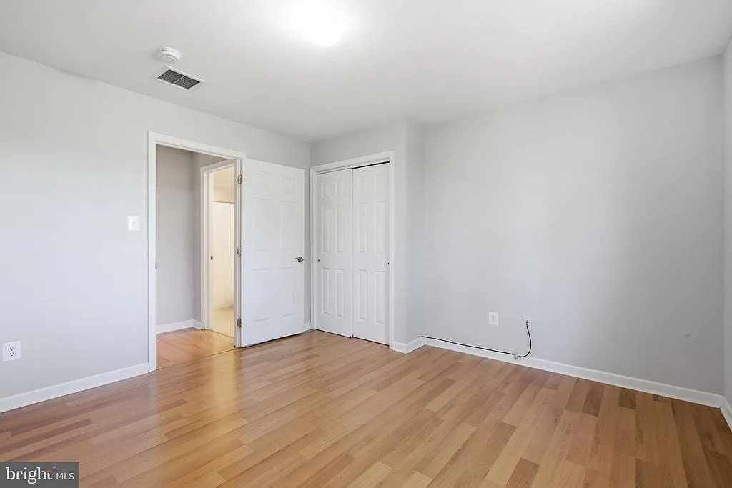 3 bed, 2.0 bath, 1780 sqft, $3,200 — Photo 3