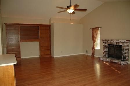 5th image of 1453 Springdale Dr