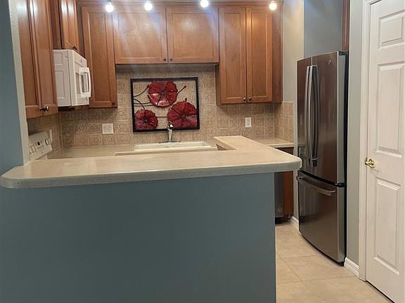4th image of 10092 Regent Park Dr #2301